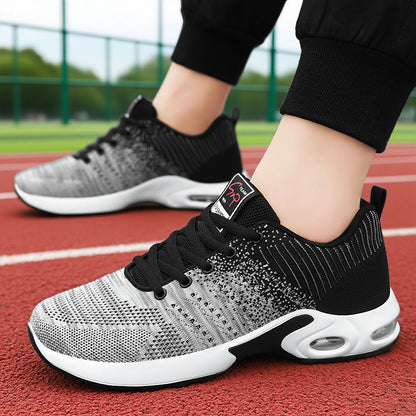 Wygodne buty ortopedyczne do uprawiania sportu — miękkie i wygodne, zapewniające doskonałe wsparcie — łagodzą ból stóp.