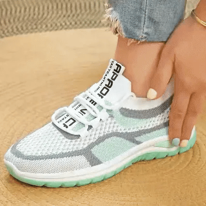 Casowe buty ortopedyczne w kontrastowych kolorach — wsparcie łuku stopy, ultralekka, amortyzująca gruba podeszwa, oddychająca cholewka wykonana techniką flyknit