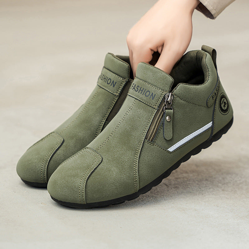 Wygodne buty ortopedyczne — ergonomiczne podparcie łuku stopy, łagodzące ból, szeroki krój, który nie uciska stóp.