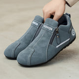 Wygodne buty ortopedyczne — ergonomiczne podparcie łuku stopy, łagodzące ból, szeroki krój, który nie uciska stóp.