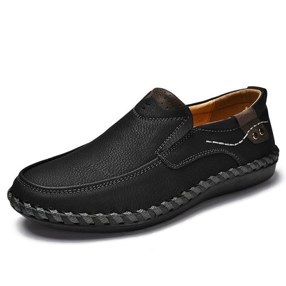 Wygodne buty ortopedyczne — ergonomiczne podparcie łuku stopy, łagodzące ból, szeroki krój, który nie uciska stóp.
