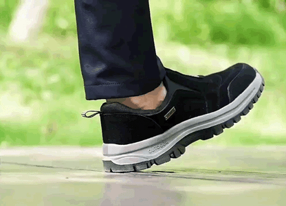 Wygodne ortopedyczne buty z zamszu – zapewniające wsparcie łuku stopy i łagodzące ból