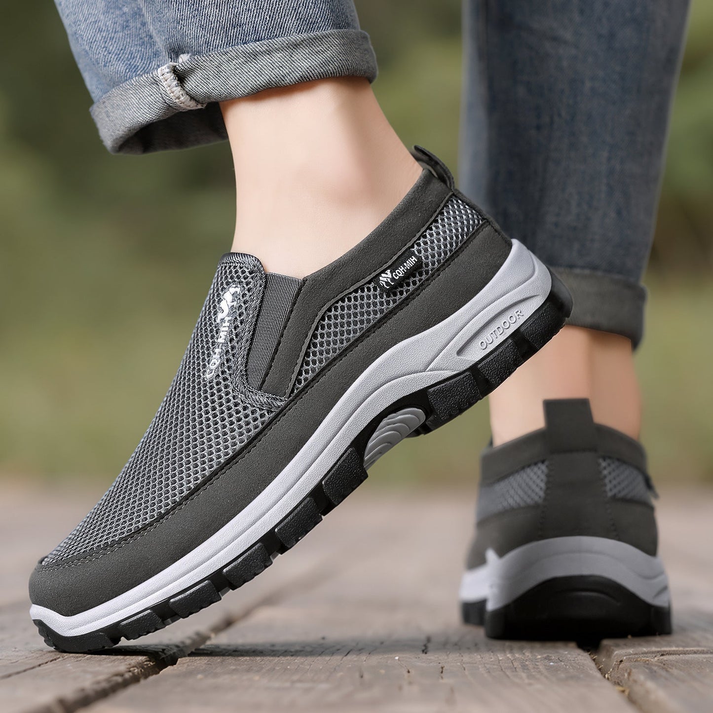 Ortopedyczne buty sportowe z siateczką — z podparciem łuku stopy, łagodzące ból; miękkie i amortyzujące.